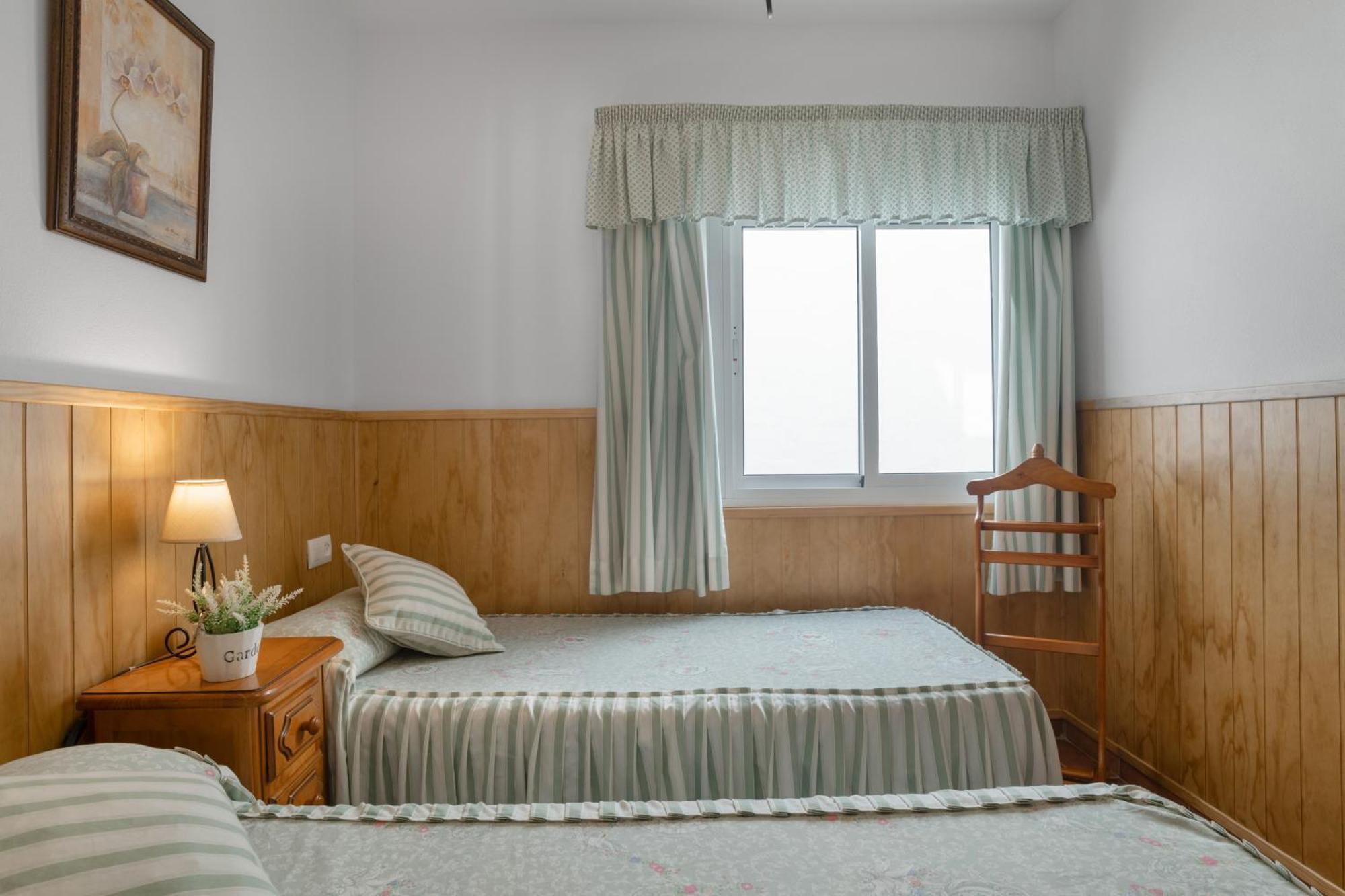 Apartamento Rocio - Solo Familias Коніль-де-ла-Фронтера Екстер'єр фото
