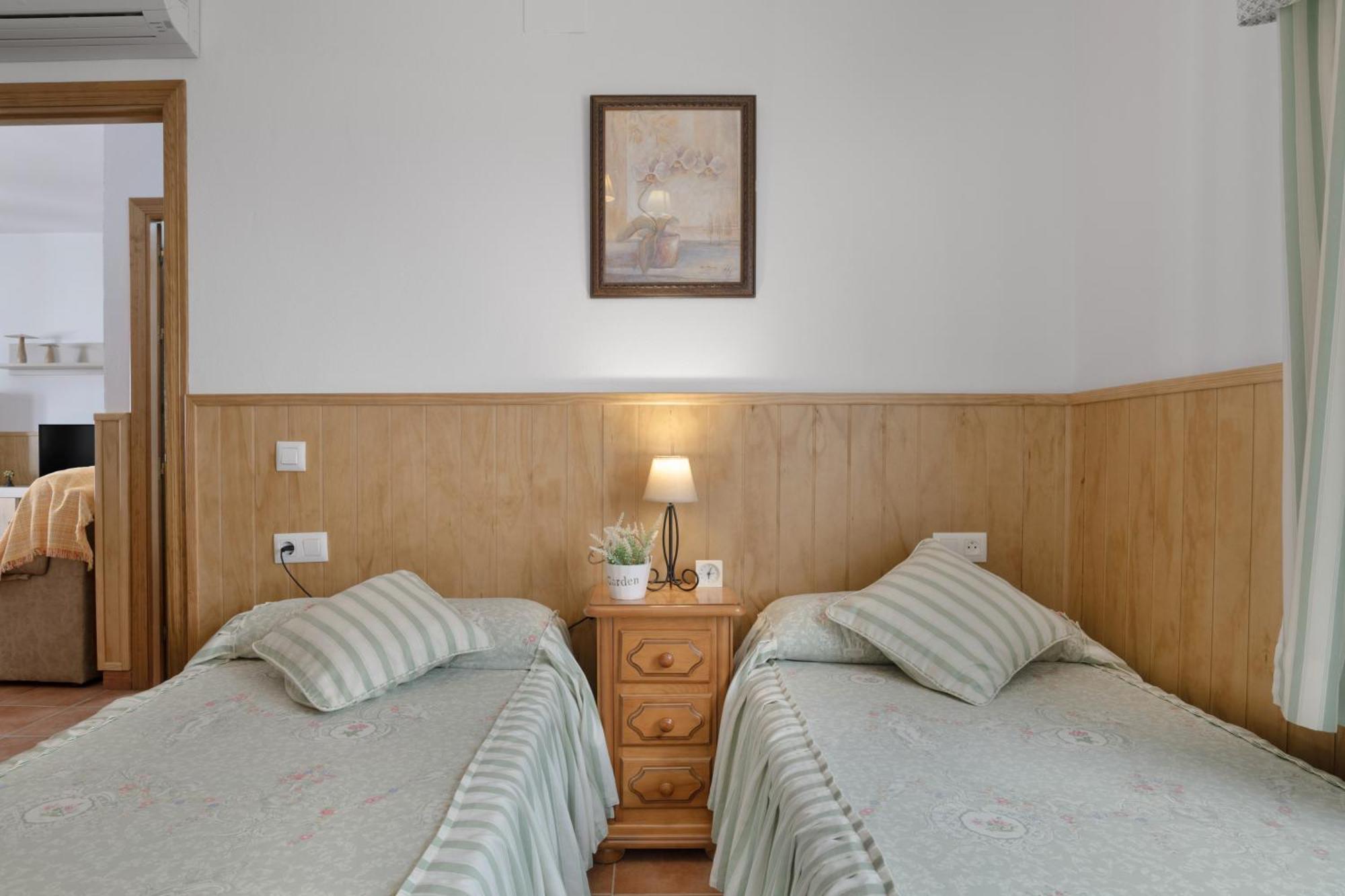 Apartamento Rocio - Solo Familias Коніль-де-ла-Фронтера Екстер'єр фото